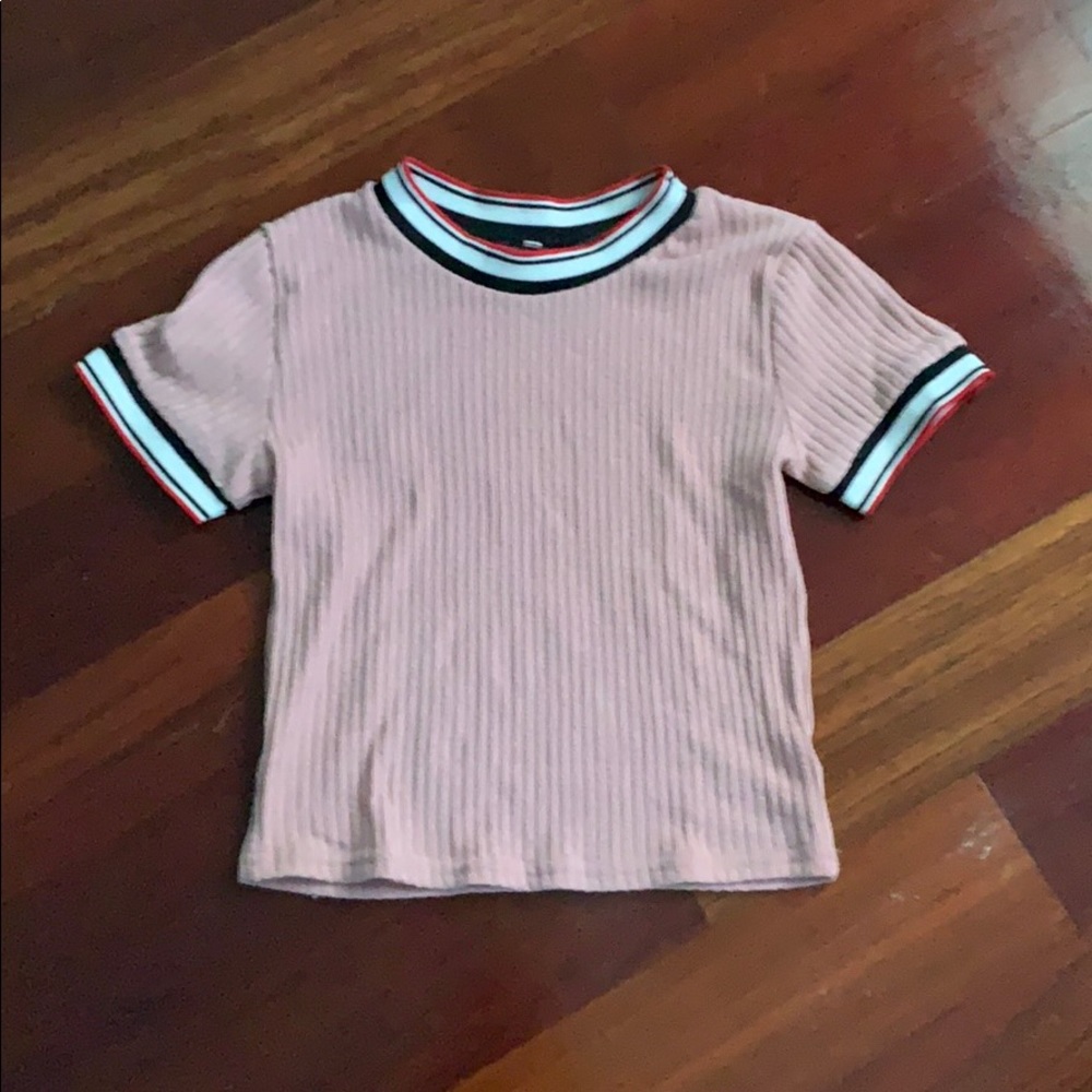 Cute crop top!